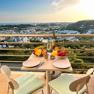 https://albufeiraorada-melody.hotelaalgarve.com